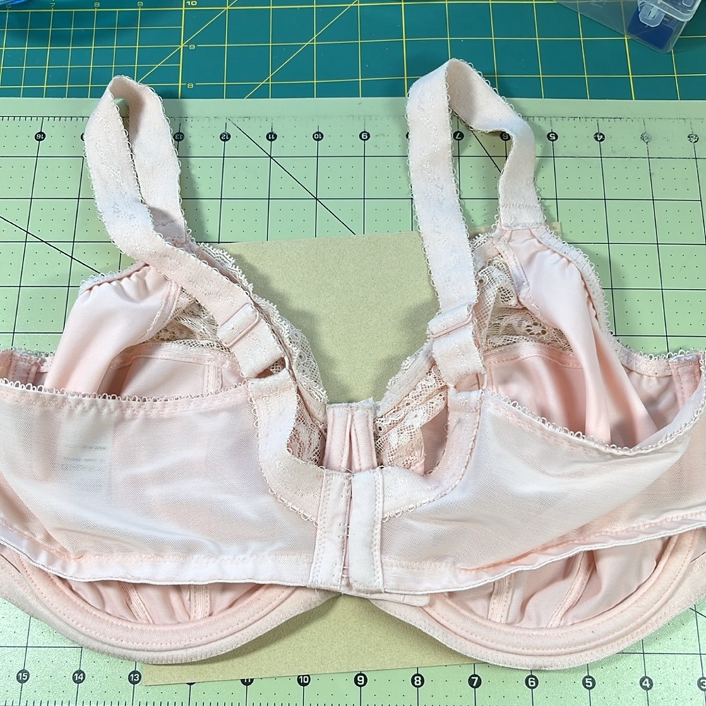 Elomi bra - Picture 2 of 4